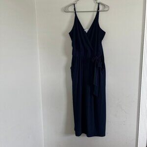 GILLI Women's Full Size L Sleeveless Surplice Jumpsuit Navy V-Neck Stretch